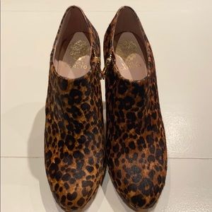 Vince Camuto calf hair leopard print bootie